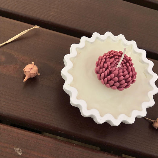 Luxury handmade flower candle in white wavy ceramic dish, pink chrysanthemum design, aesthetic home décor candle, soy wax gift for relaxation or home decoration.”