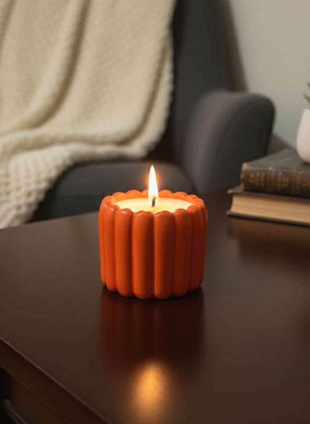 1x scented candle with Orange coloured casting bowl